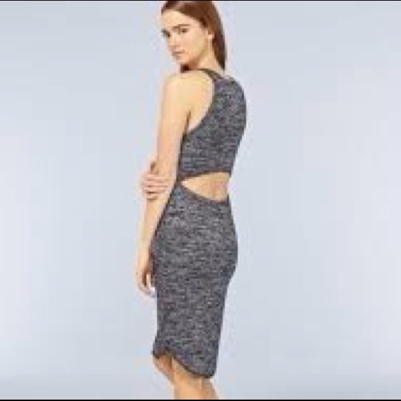 ARITZIA REVERSIBLE YASMIN DRESS. WILFRED FREE - Picture 3 of 8